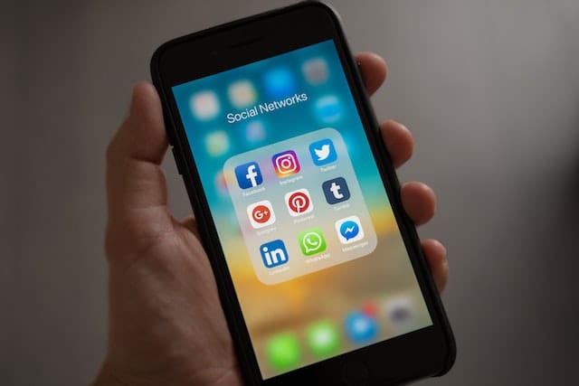 List of Social Media Platforms: Top 130+ Social Media Sites